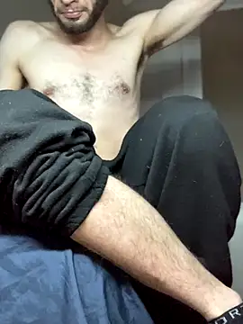 Snapshot of pantslesstraveler_plt chatting on September 9, 11:14 pm pantslesstraveler plt online show from September 9, 11:14 pm