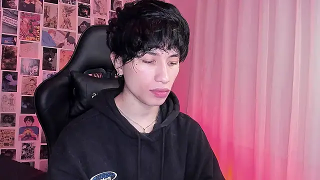 liamelf online show from October 14, 7:15 am