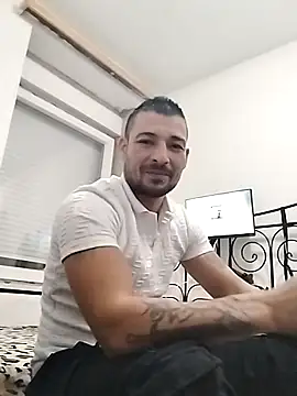 Zoltanioan26 online show from October 24, 10:22 pm