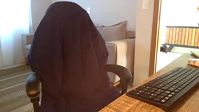 Smoker Ginger online show from March 28, 12:38 pm