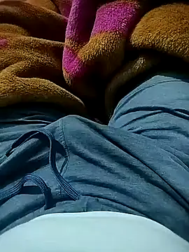 jameswilllam008 online show from December 14, 12:11 am