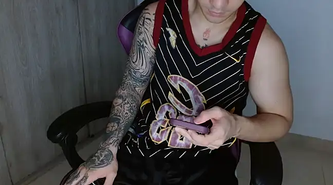 Sisoyalejo420 online show from January 4, 10:55 pm