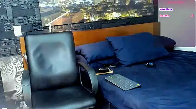 thomas santtos1 online show from February 19, 11:36 pm