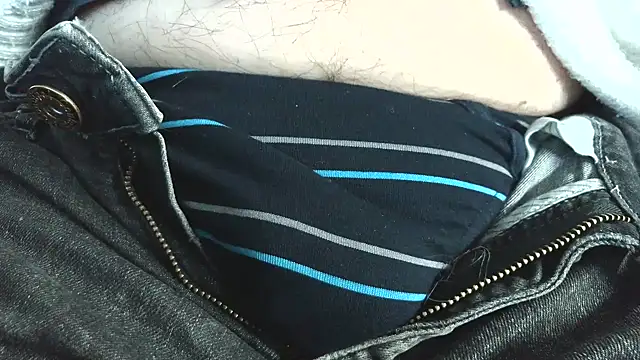 smoothandtiny online show from April 1, 2:14 pm