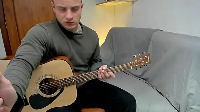 layneinchains online show from April 5, 3:52 pm