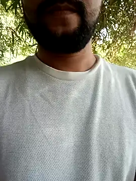 HathodaTyagi123 online show from December 12, 8:14 am