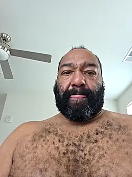 Bearhoney843 online show from October 24, 5:14 pm