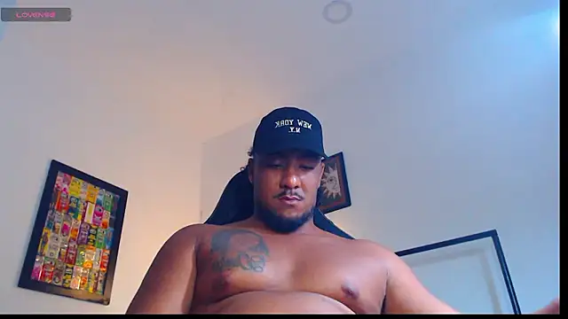 yosoy enzo2020 online show from March 28, 4:02 am