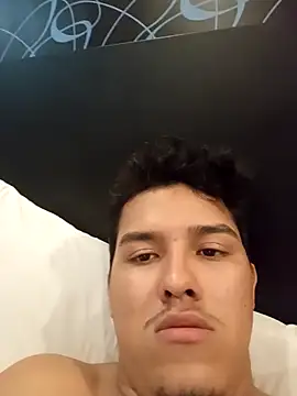 Negoo010 online show from April 14, 7:02 pm