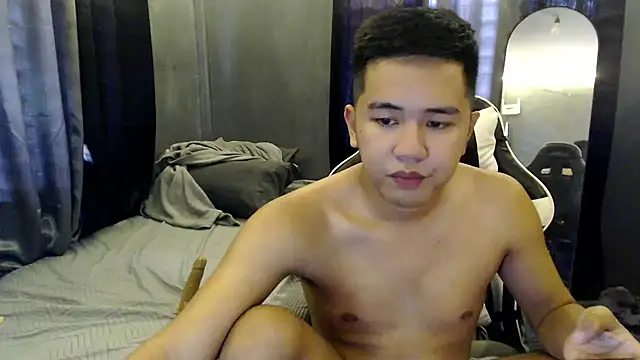 xgregor07 online show from November 15, 6:15 am