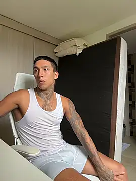 sendfer online show from February 25, 9:16 pm