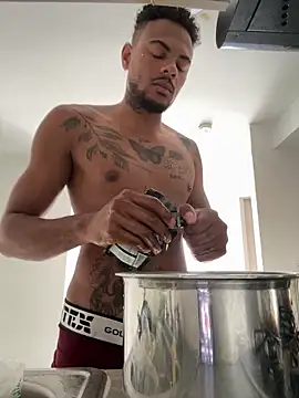 TysonWalkers online show from February 14, 6:58 pm