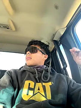 carlozxyz337 online show from December 5, 6:56 pm