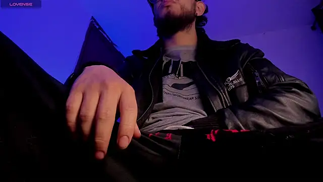 s sven03 online show from February 4, 8:09 am