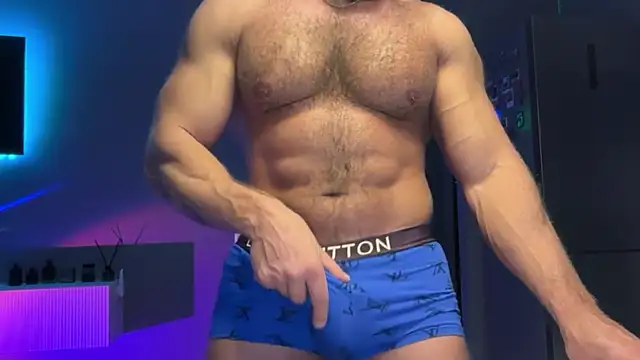 KarlosRichi online show from December 15, 3:20 pm