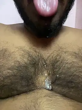 Snapshot of Yours_Teluguboii chatting on October 8, 10:41 am Yours Teluguboii online show from October 8, 10:41 am