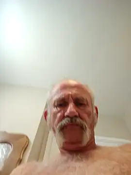 den-rock4u online show from October 31, 1:18 am