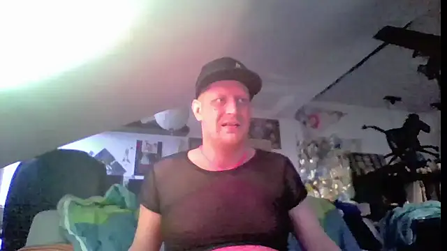 Bigthroaterboy online show from June 1, 6:41 pm