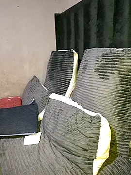 Petrossa online show from March 24, 5:40 pm