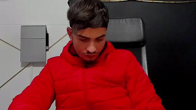 BrandonTate online show from April 22, 4:19 am