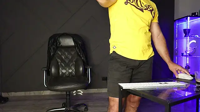mattmasterss online show from May 31, 7:37 pm