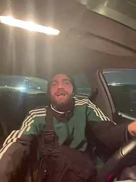 Antonio Vatooo online show from December 5, 8:45 pm