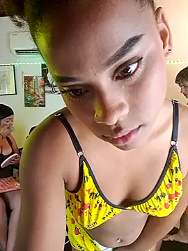 royalgirls x online show from January 15, 3:25 pm