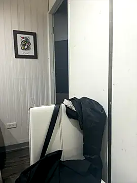 mumuowl online show from October 31, 5:49 pm