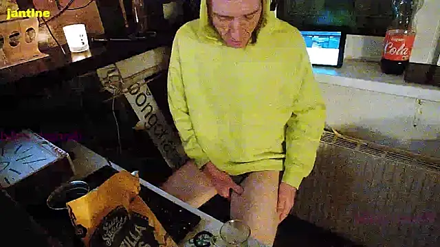 BongChannel online show from January 3, 8:00 am