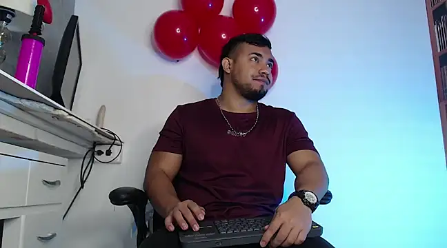 BrianMalonee online show from February 14, 2:02 pm