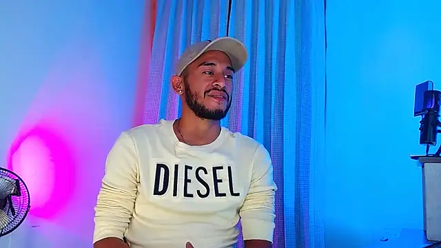 DanteSantoro online show from March 30, 11:28 pm