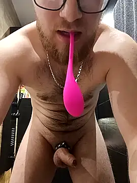 Sweet bear69 online show from February 11, 8:10 pm