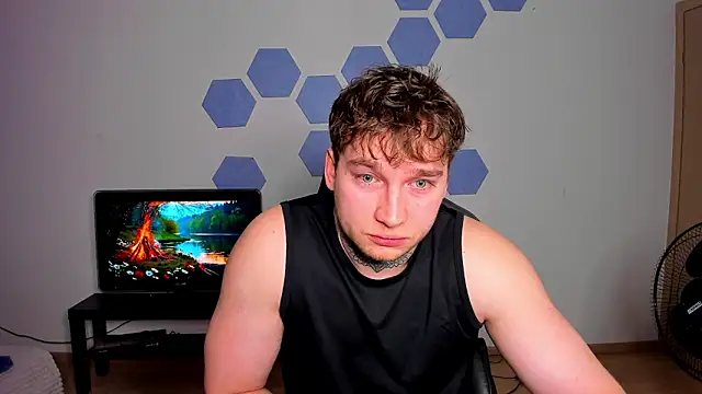 Chris Tyson online show from March 29, 10:04 am