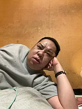 punk0805 online show from April 19, 11:53 am