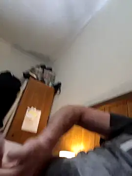 Scoobeysnacks online show from April 18, 7:29 pm