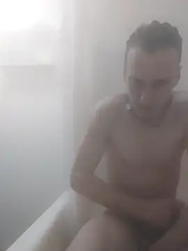 Mrleitenant online show from March 11, 8:09 pm