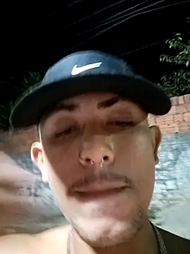 Menezes2105 online show from April 3, 10:17 pm