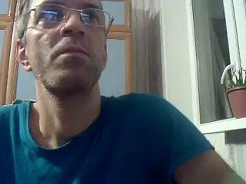 konstantinbigcock online show from December 6, 2:46 am