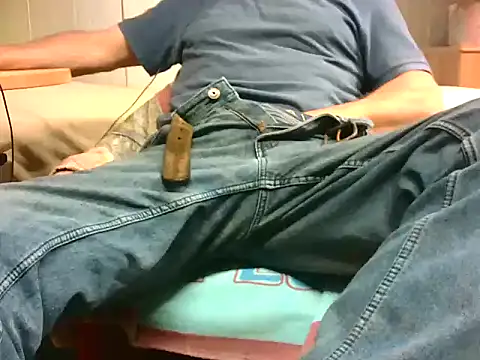 Giulio35 Pika online show from April 10, 3:52 pm