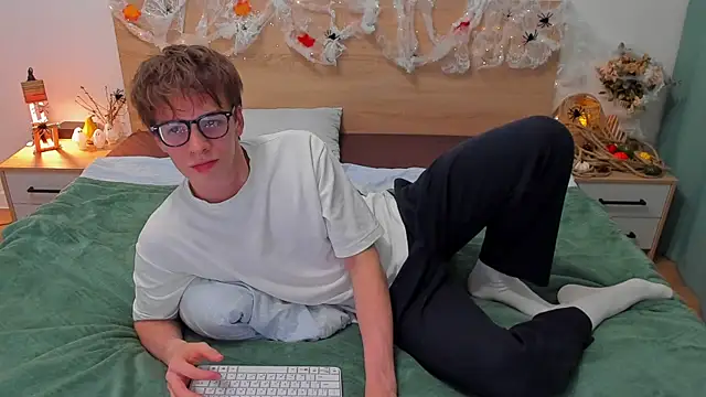 Fandi 777 online show from October 21, 3:26 pm