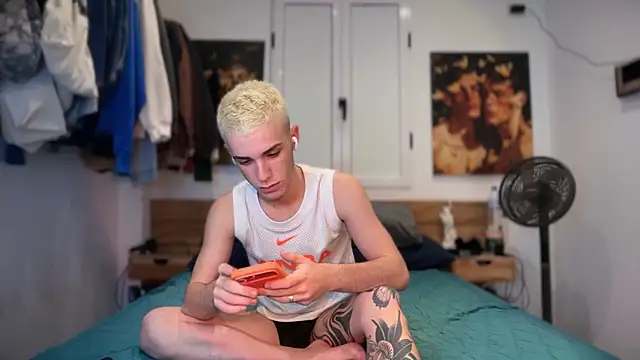 Cristian Delgado online show from March 29, 4:45 am