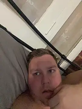 Lukeyboy027 online show from November 7, 7:56 am