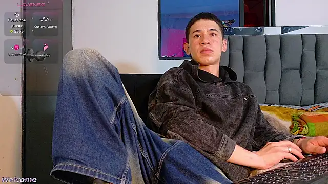 Mr daren  online show from January 31, 7:11 pm