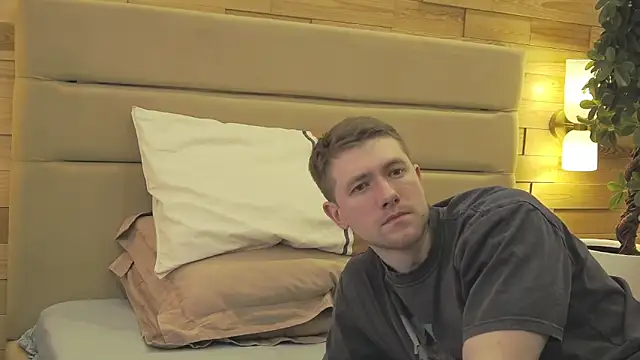 EthanPinkman online show from February 7, 4:30 am