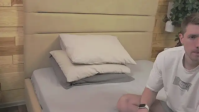 EthanPinkman online show from November 20, 4:45 am