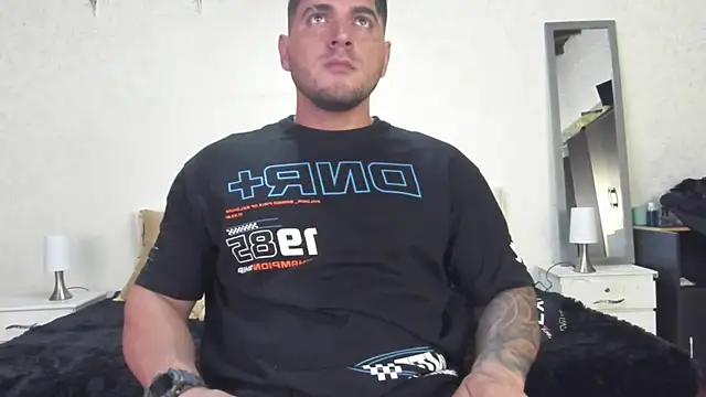 Teilor Creed online show from February 12, 7:35 pm