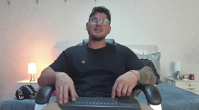 Teilor Creed online show from February 28, 8:07 pm