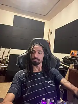 hotcamboy420 online show from December 23, 5:16 am