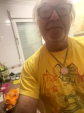 EroticVenetian online show from December 2, 7:44 am