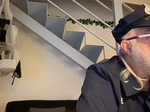 EroticVenetian online show from March 10, 4:49 am